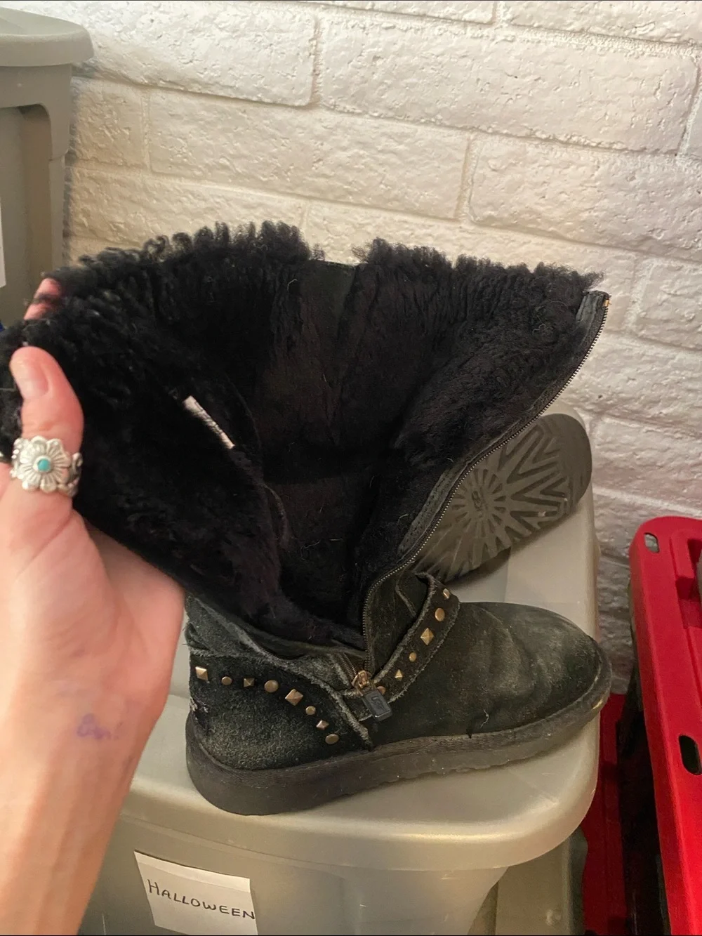 🖤 Rare Vintage Sheep Skin UGGS Black Suede Studded with Buckles
